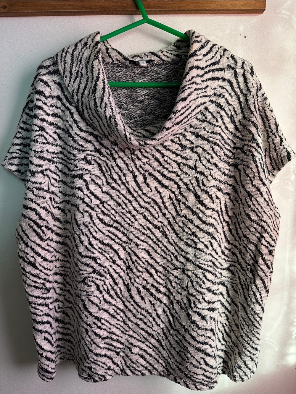 Zebra-Print Cowl Neck short sleeve top - Black & White, XL